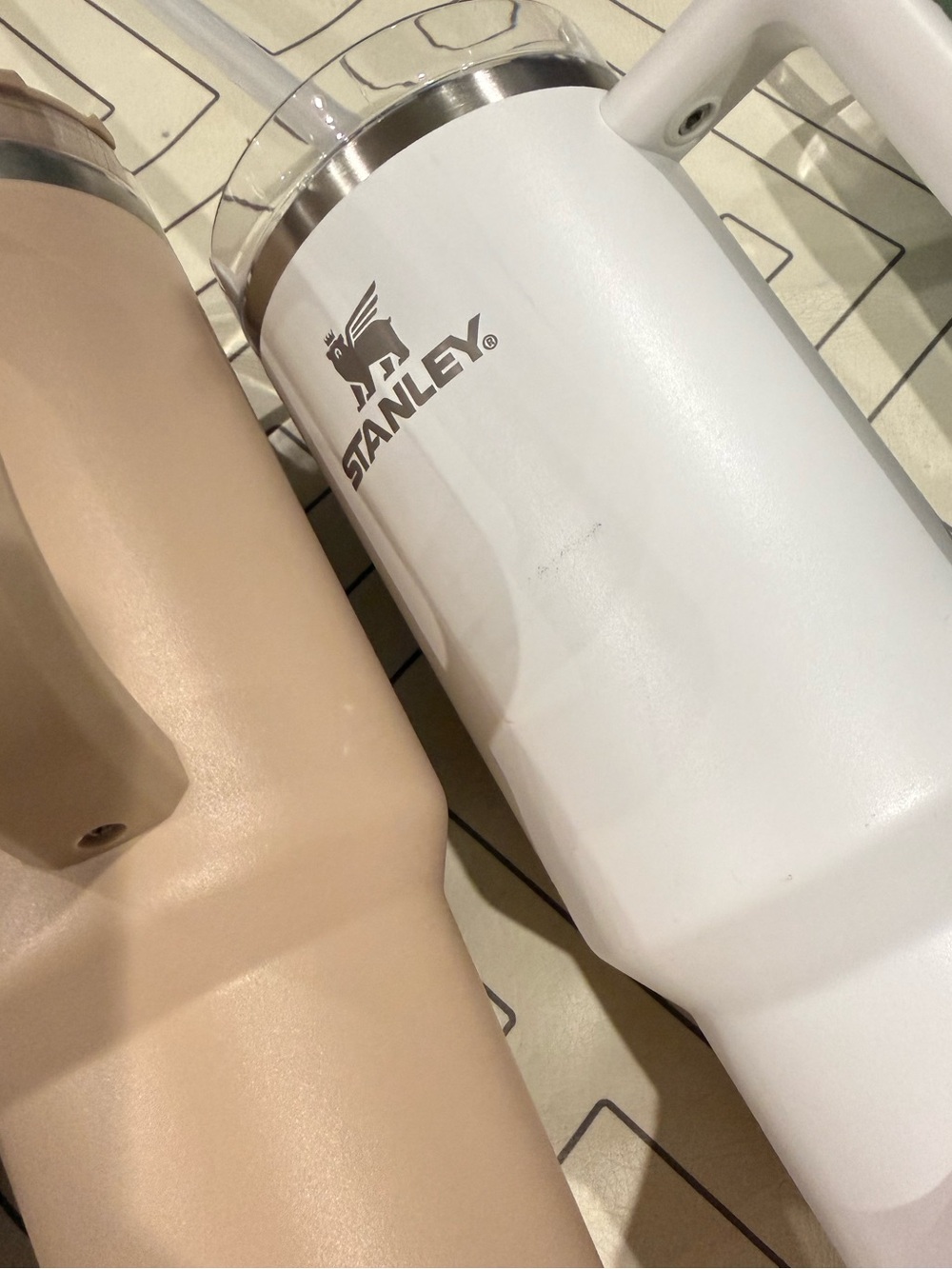 Bundle of Stanley 40oz Cups - Picture 15 of 15